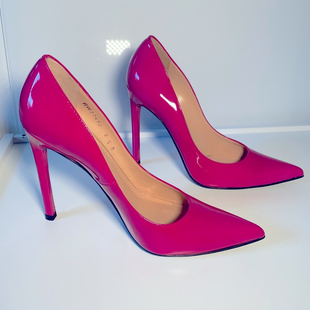 Beautiful Stuart Weitzman Heels! Worn Once!